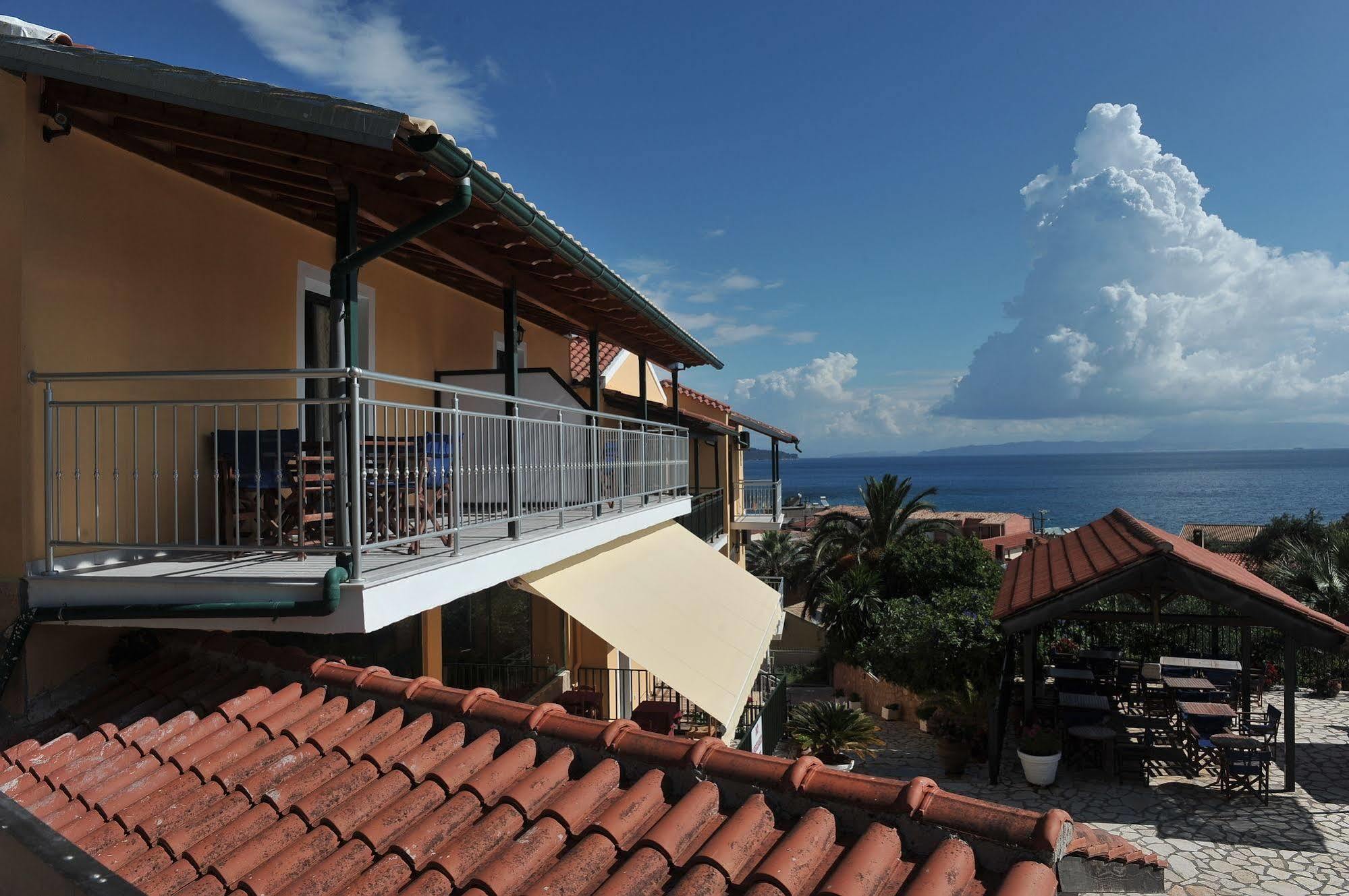 Kerkyra Beach Hotel & Apartments Беніцес Екстер'єр фото